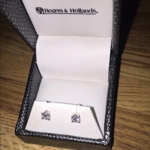 14K White Gold Earrings
